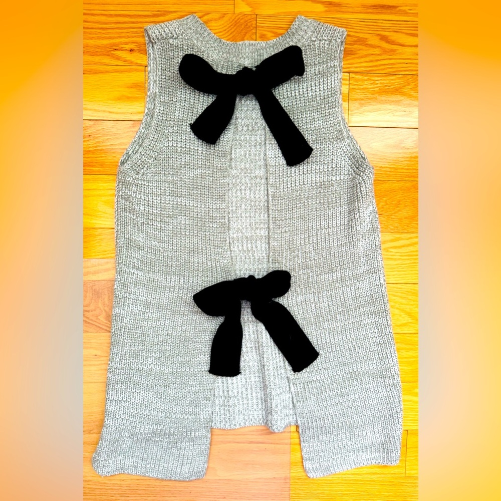 Lyla and Luxe tunic size L